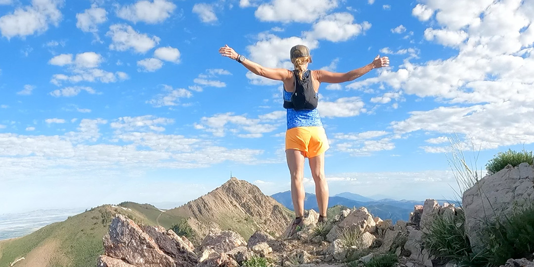 Team Injinji athlete Tara Warren taking in the view in Hawaii at HURT 100.